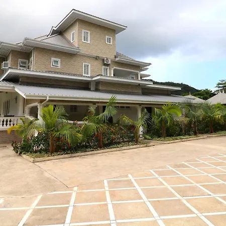 Grann Kaz Guest House